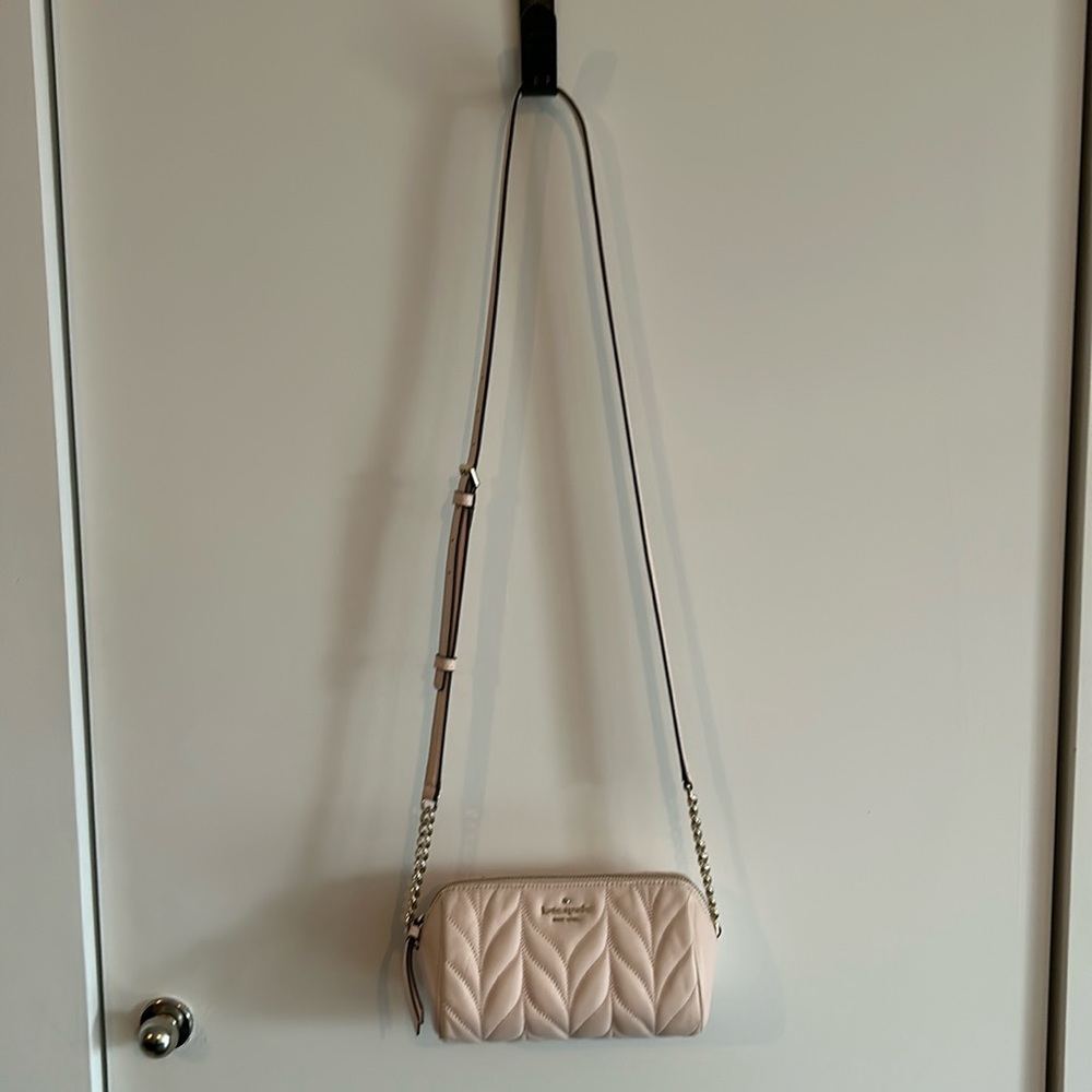 Kate Spade baby pink quilted crossbody bag ♠️